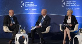 BDB hosted investment panel within Three Seas Forum